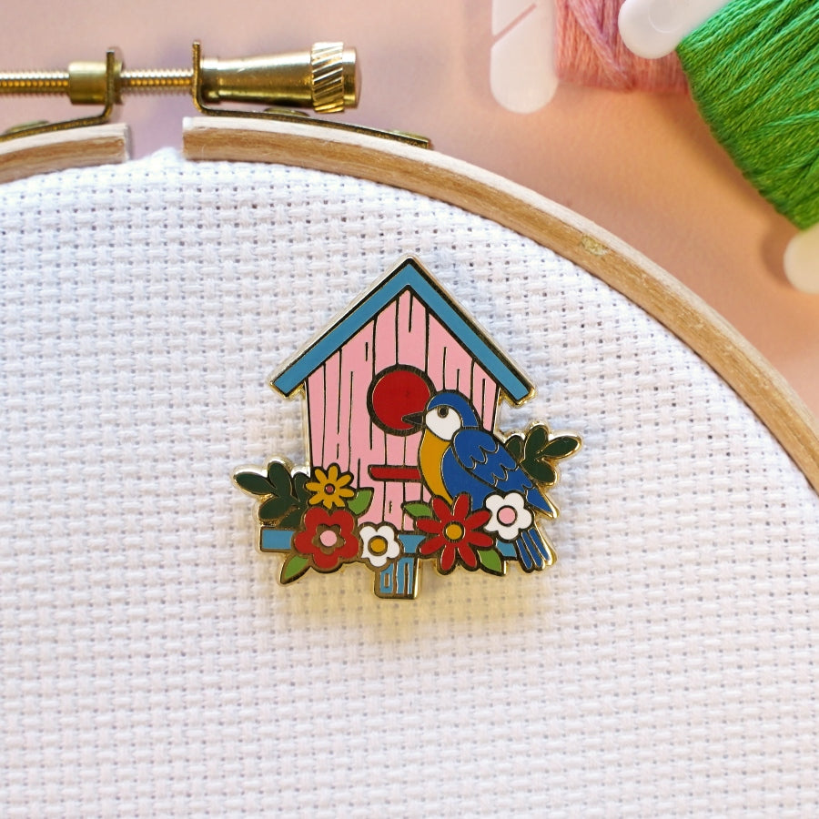 Birdhouse Needle Minder