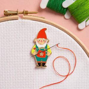Gnome Needle Minder