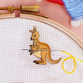 Kangaroo Needle Minder