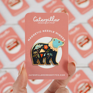 Scandi Bear Needle Minder