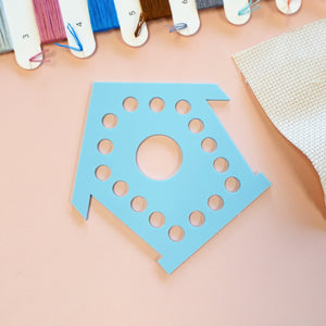 Birdhouse Acrylic Thread Holder
